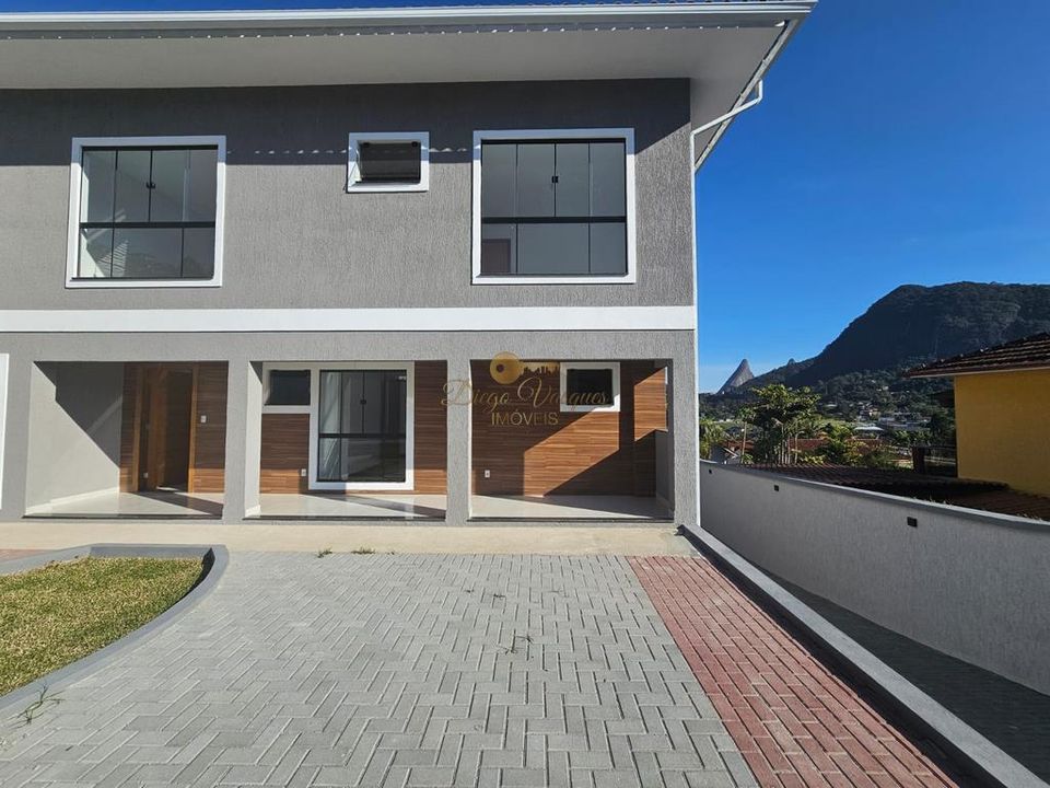 Apartamento à venda em Alto, Teresópolis - RJ