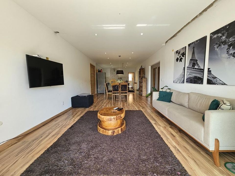 Casa à venda em Várzea, Teresópolis - RJ