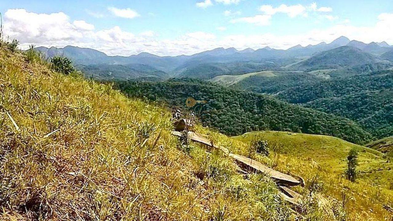 Terreno Residencial à venda em Três Córregos, Teresópolis - RJ - Foto 6