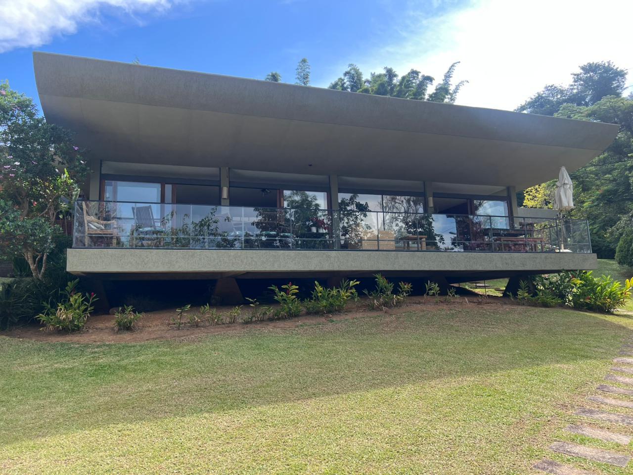 Casa à venda em Araras, Petrópolis - RJ