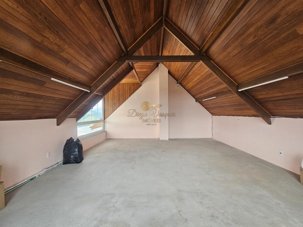 Terreno Residencial à venda em Pessegueiros, Teresópolis - RJ - Foto 13