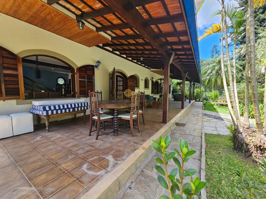 Casa à venda em Cruzeiro, Teresópolis - RJ
