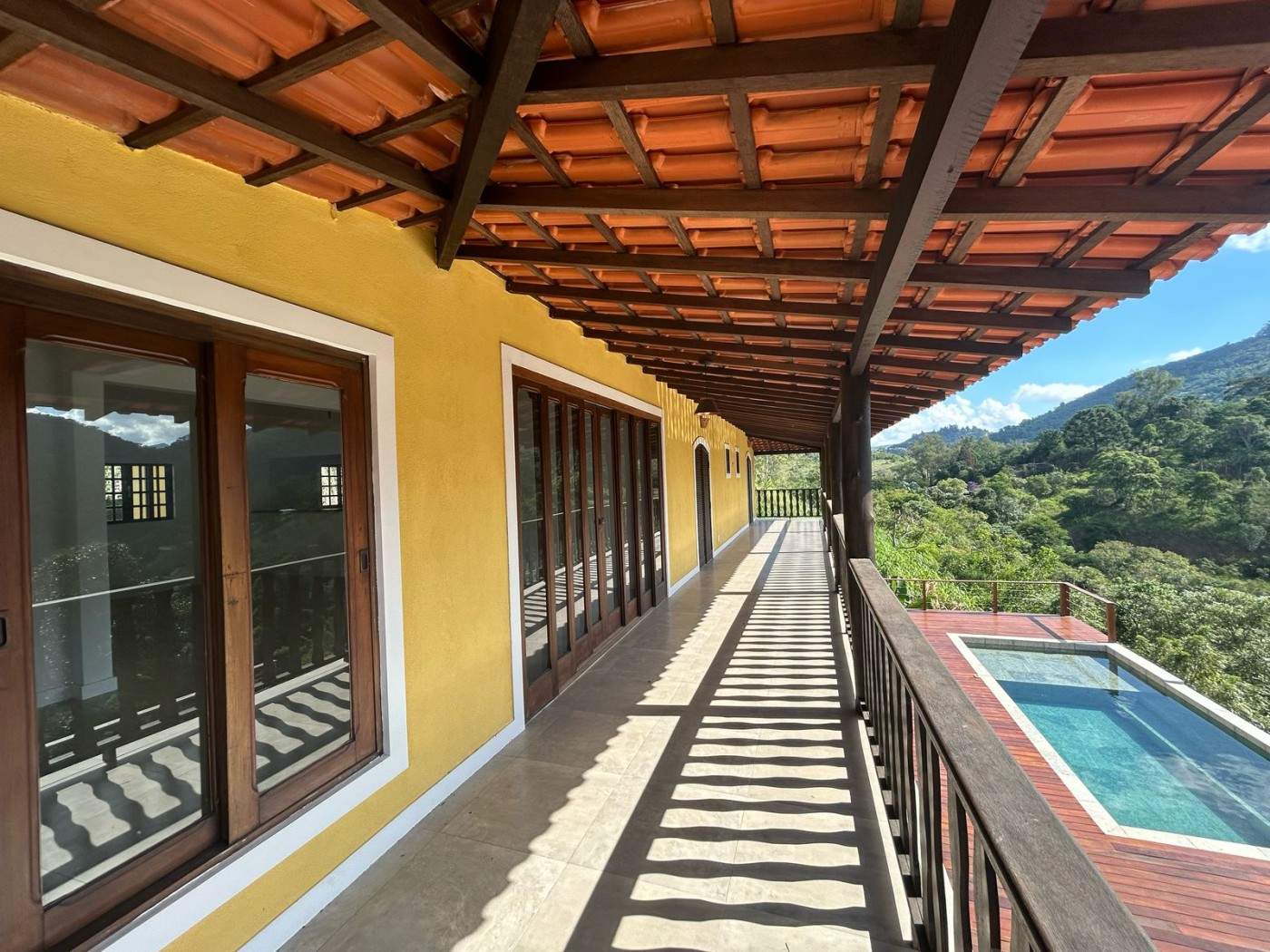 Casa à venda em Cuiabá, Petrópolis - RJ