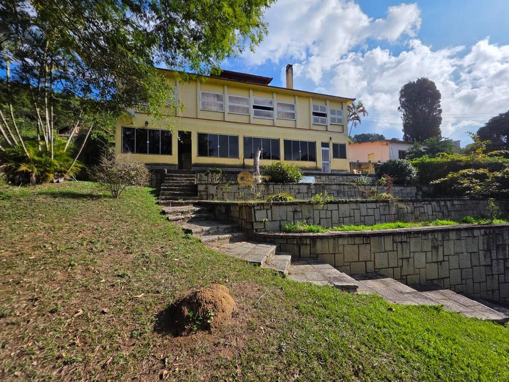 Casa à venda em Golfe, Teresópolis - RJ