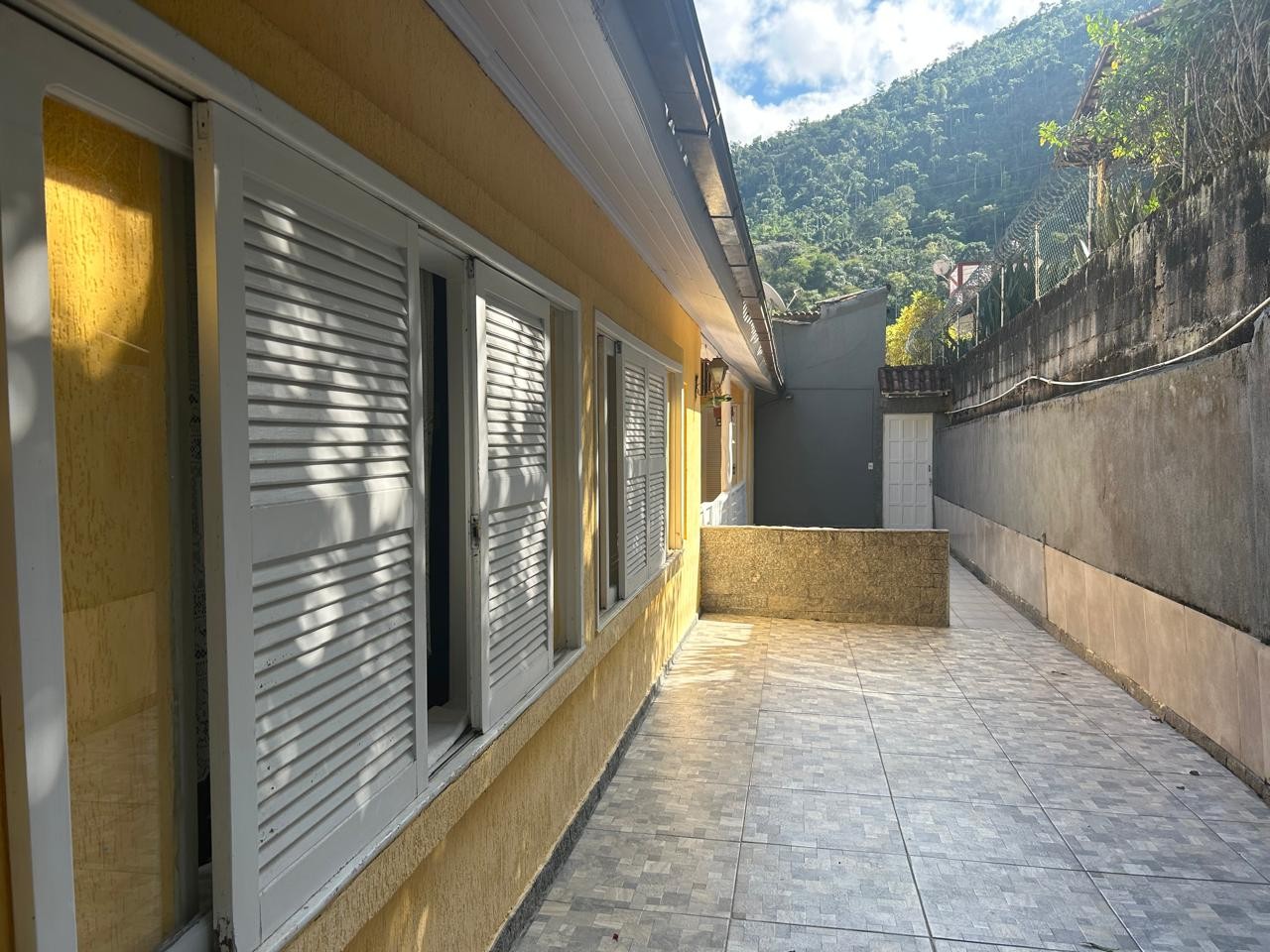 Casa à venda em Nogueira, Petrópolis - RJ