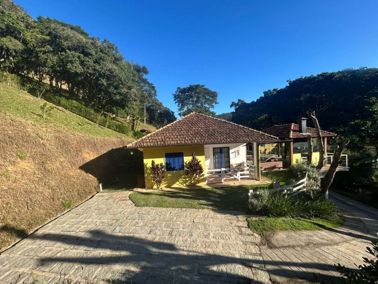 Casa à venda em Secretario, Petrópolis - RJ