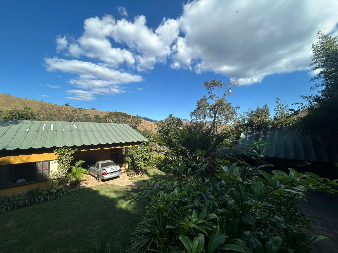 Casa à venda em Itaipava, Petrópolis - RJ