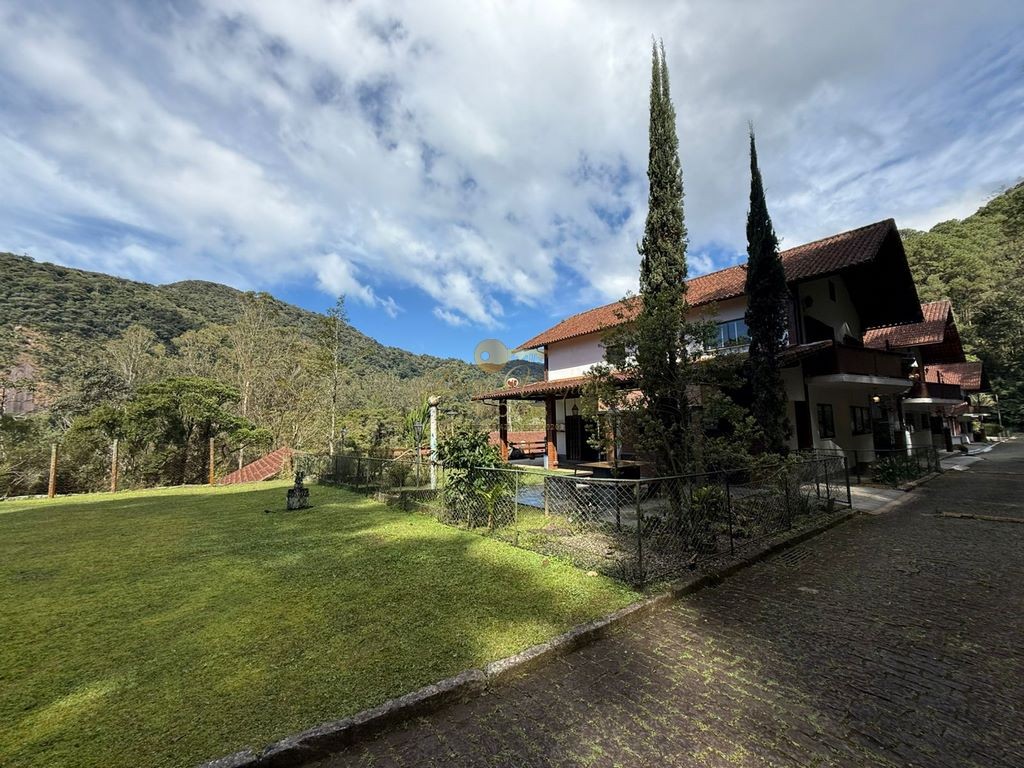 Casa à venda em Granja Guarani, Teresópolis - RJ