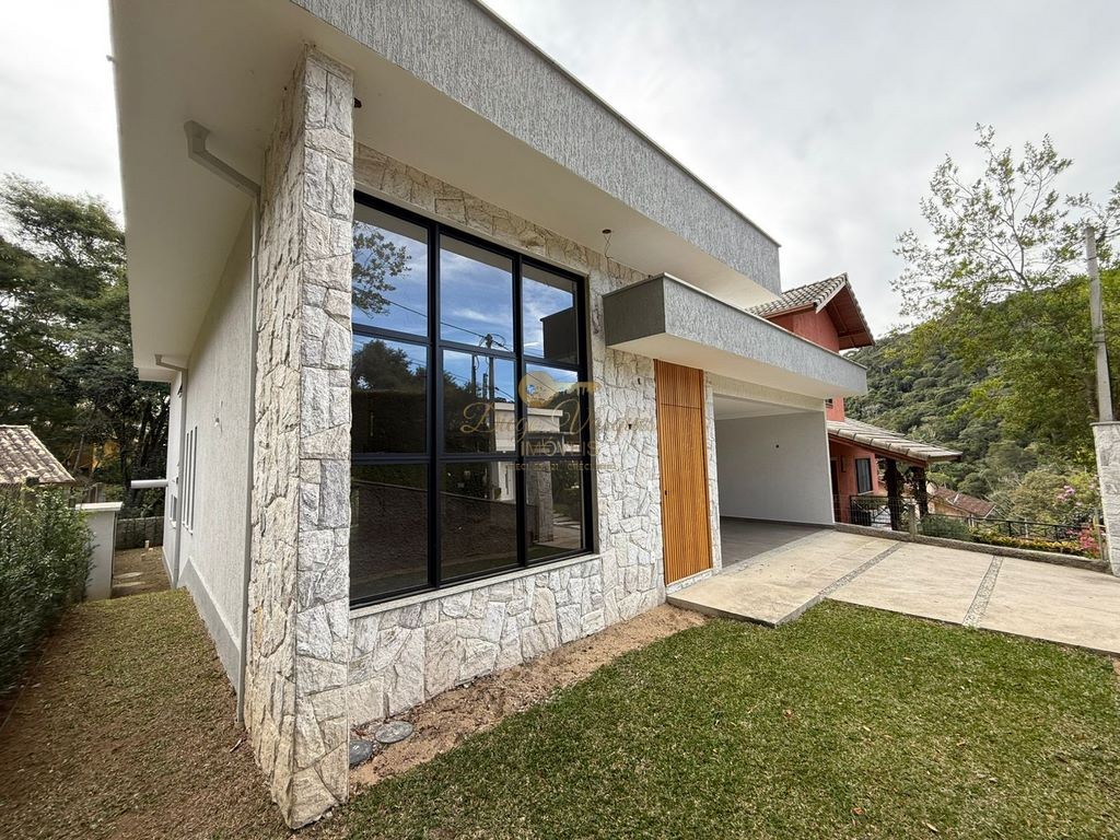 Casa à venda em Albuquerque, Teresópolis - RJ
