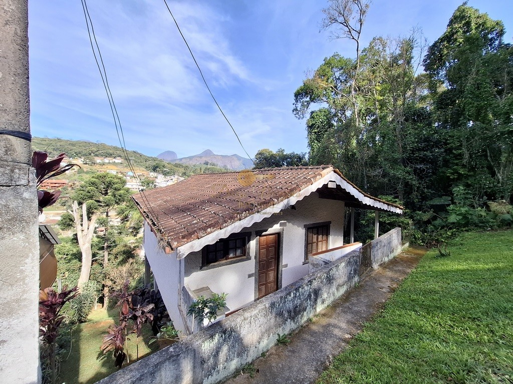 Casa à venda em Cascata do Imbuí, Teresópolis - RJ