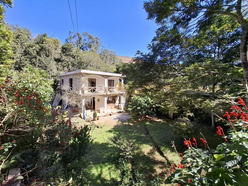 Casa à venda em Pessegueiros, Teresópolis - RJ