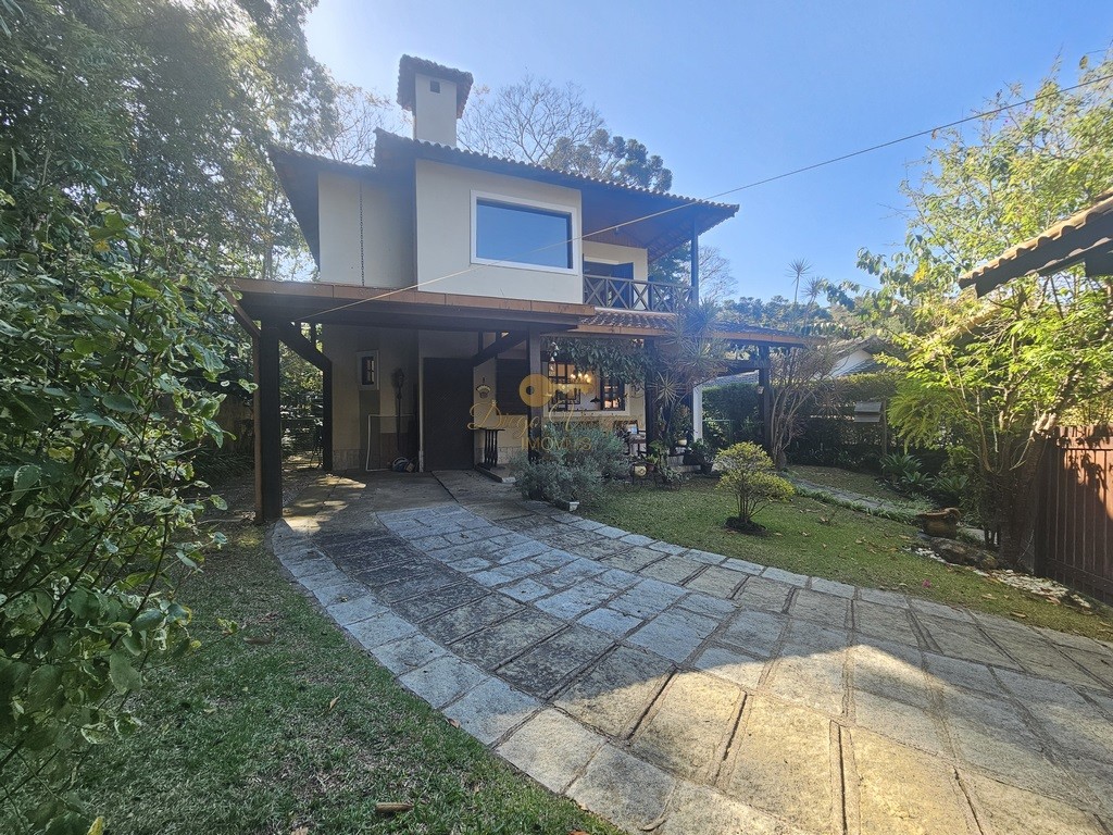 Casa à venda em Cascata do Imbuí, Teresópolis - RJ