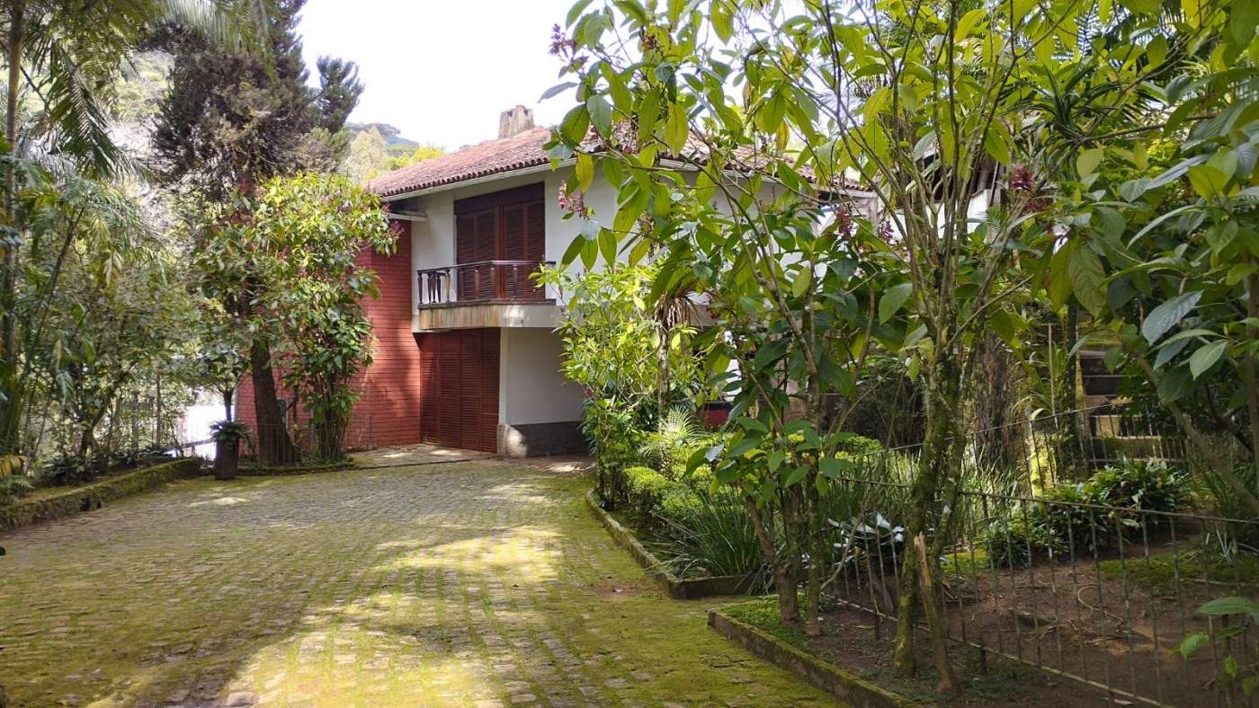 Casa à venda em Granja Guarani, Teresópolis - RJ