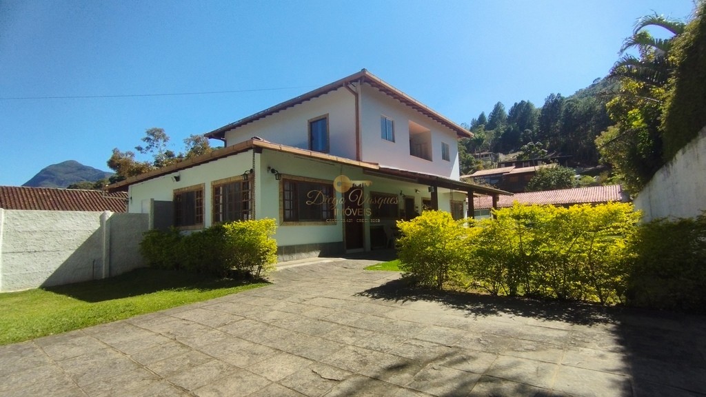 Casa à venda em Green Valley, Teresópolis - RJ