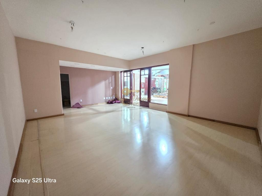 Imóvel Comercial à venda em Várzea, Teresópolis - RJ