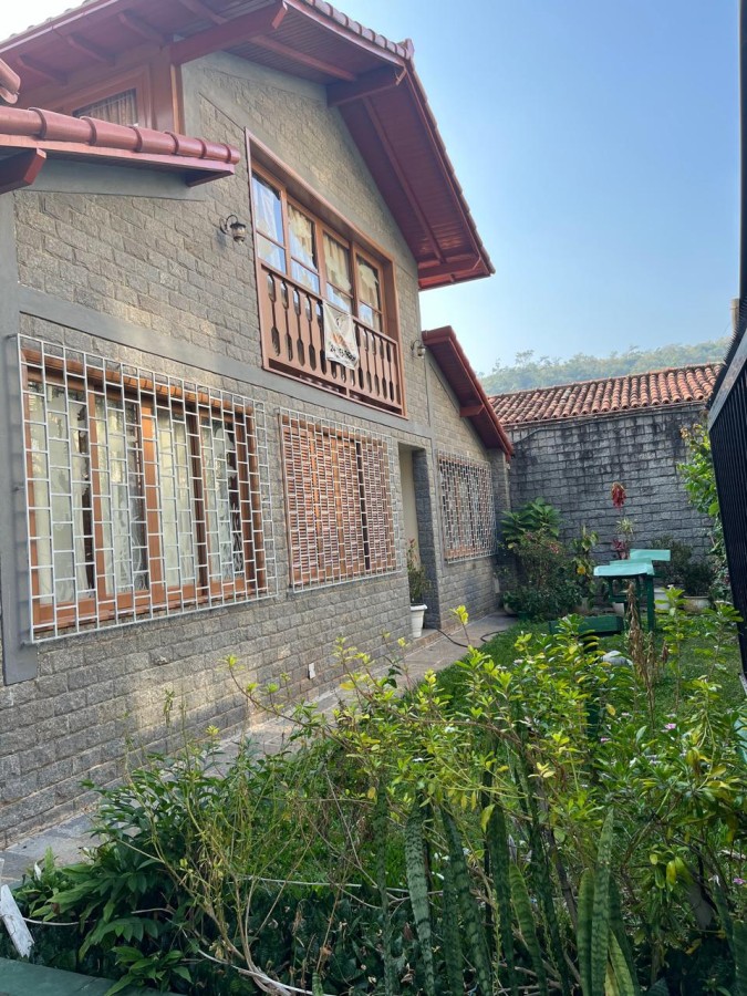 Casa à venda em Itaipava, Petrópolis - RJ