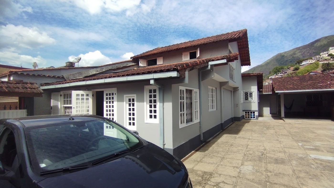 Casa à venda em Alto, Teresópolis - RJ