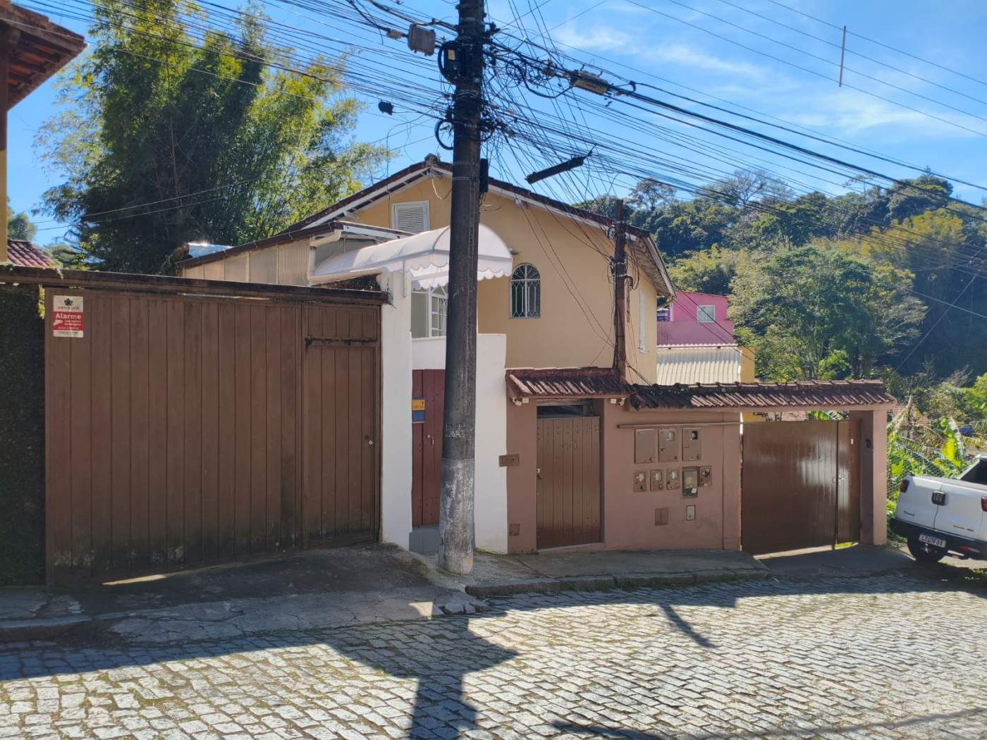 Casa à venda em Independência, Petrópolis - RJ
