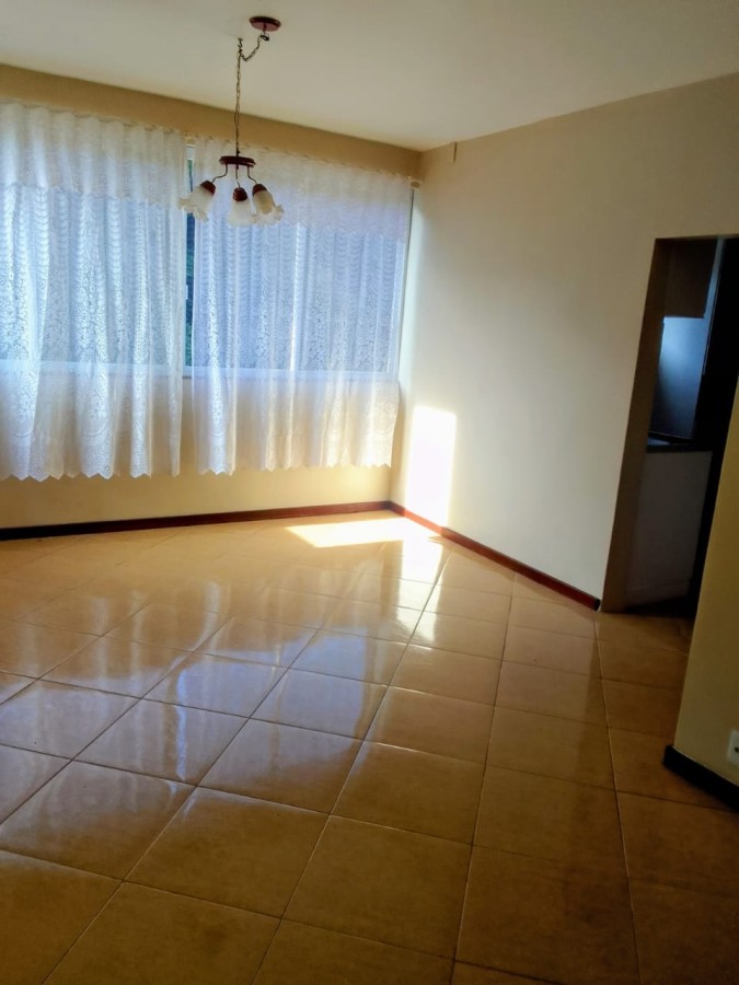 Casa, 5 quartos, 233 m² - Foto 2