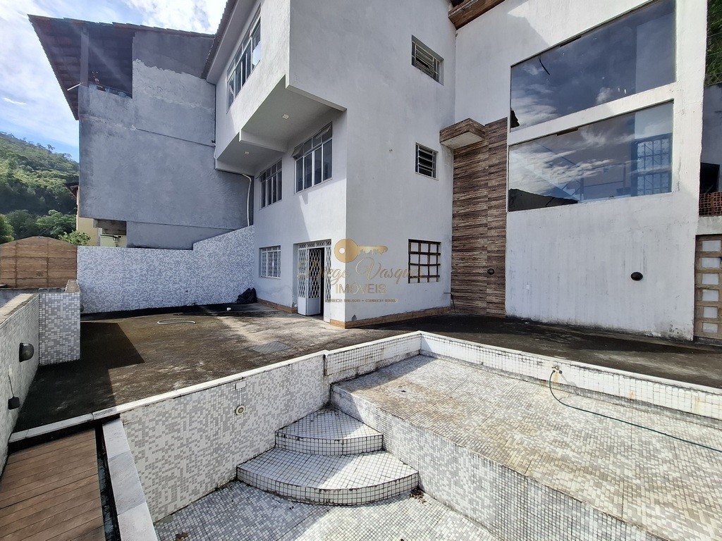 Casa, 4 quartos, 412 m² - Foto 1