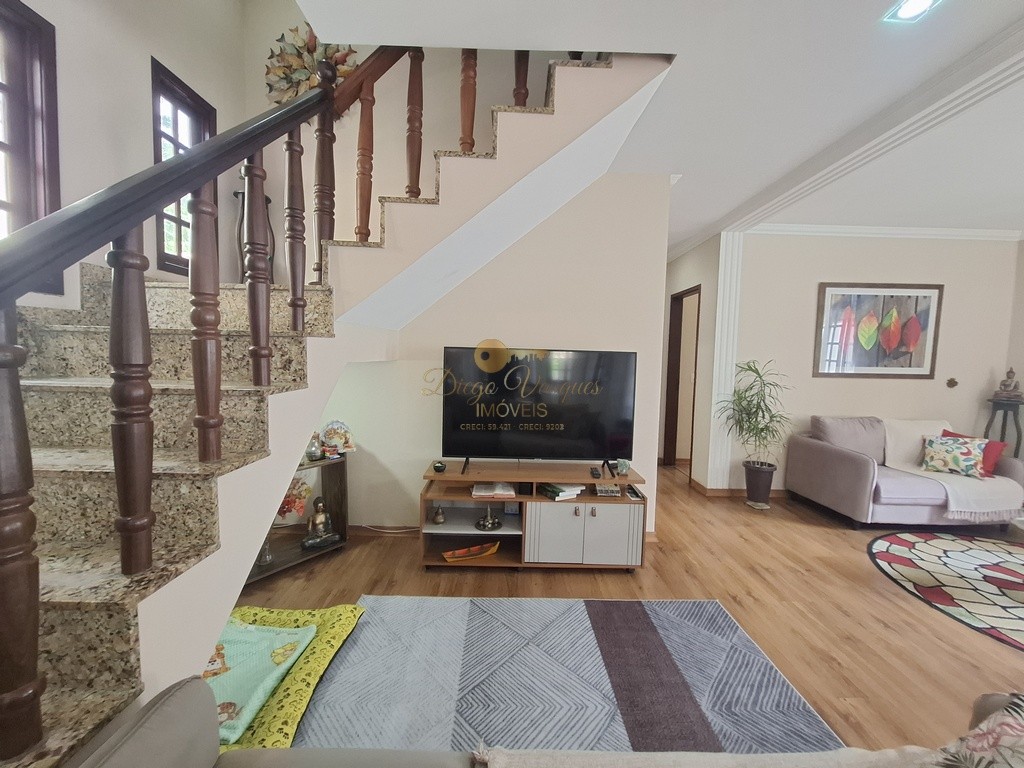 Casa, 3 quartos, 304 m² - Foto 4