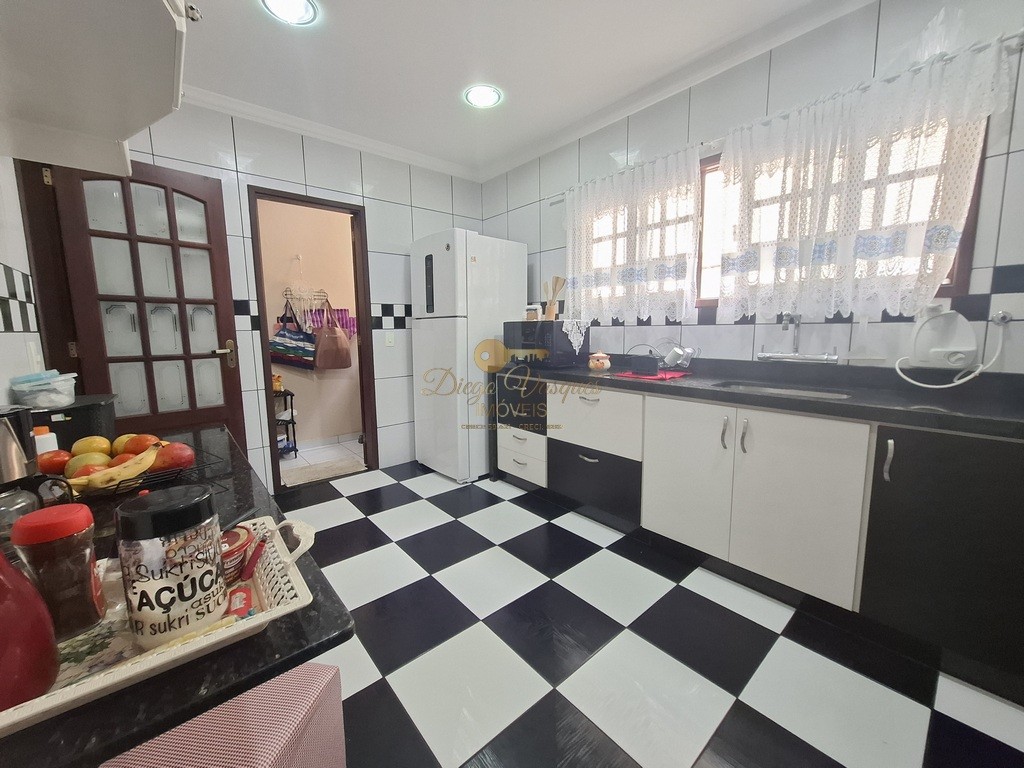 Casa, 3 quartos, 304 m² - Foto 14