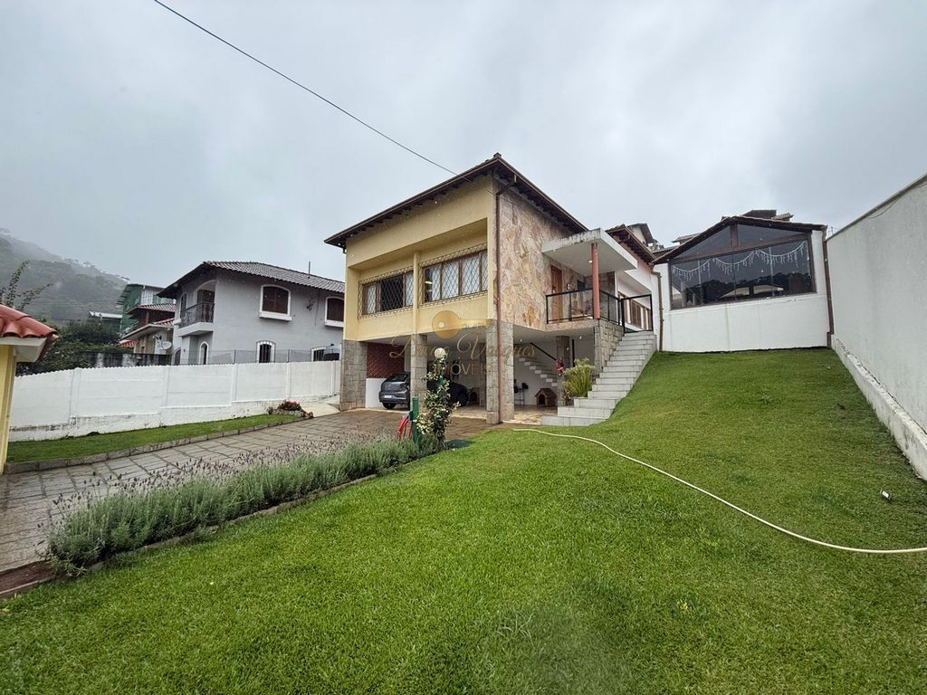 Casa, 4 quartos, 151 m² - Foto 2