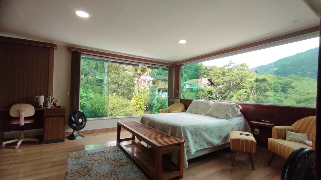 Casa, 4 quartos, 338 m² - Foto 8
