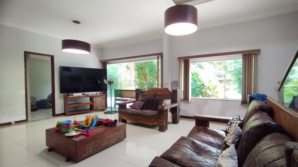 Casa, 4 quartos, 338 m² - Foto 2