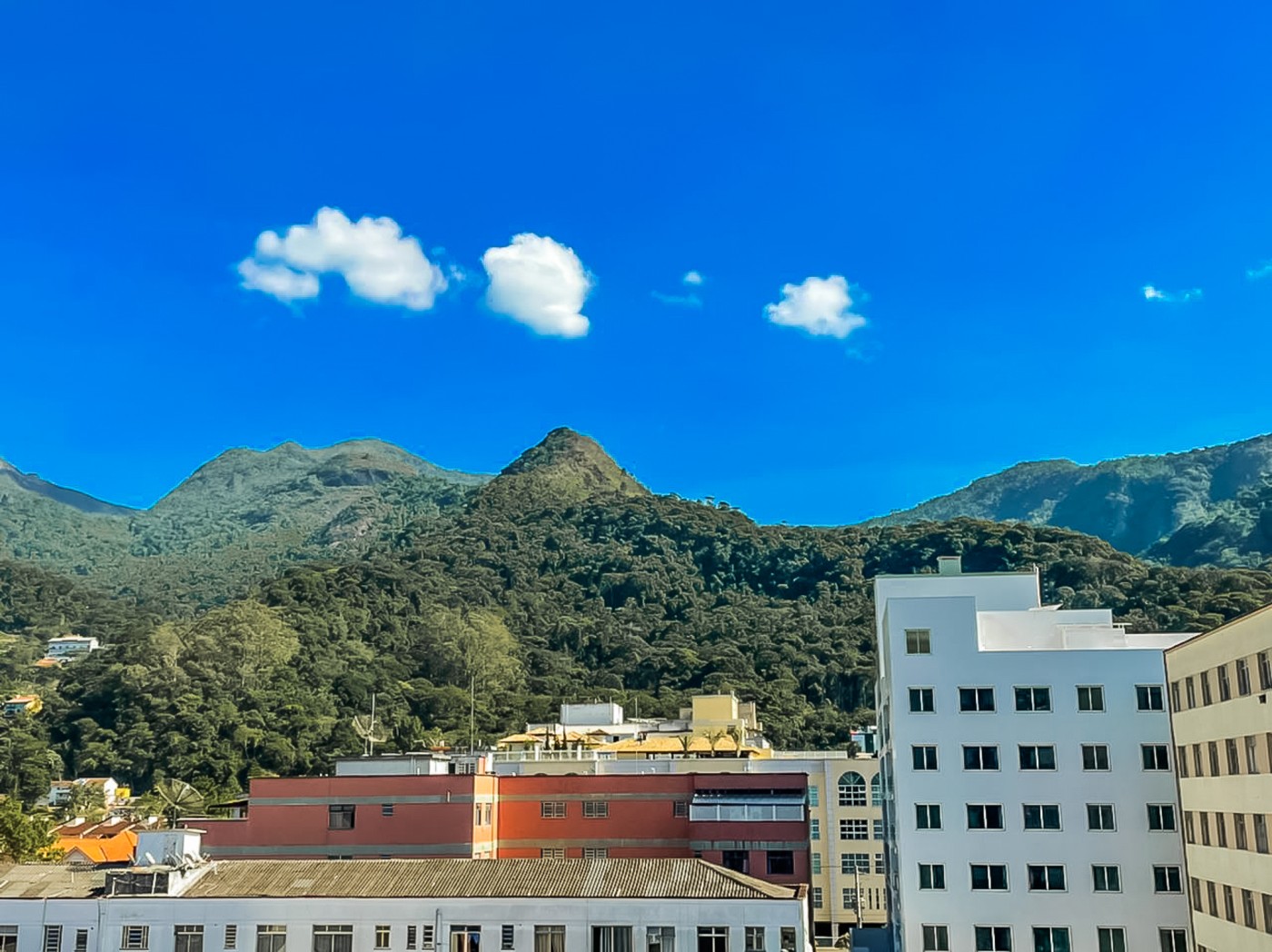 Kitnet / Conjugado à venda em Alto, Teresópolis - RJ