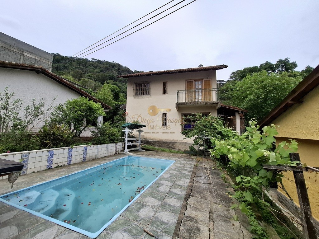 Casa, 6 quartos, 640 m² - Foto 1