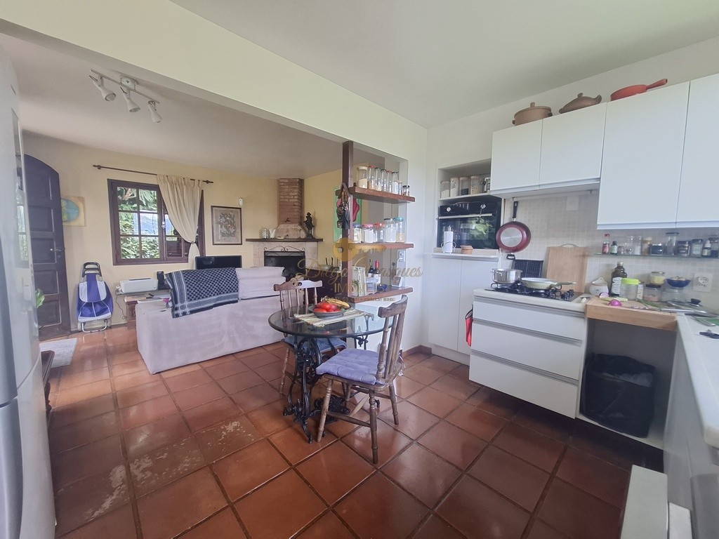 Casa, 3 quartos, 1259 m² - Foto 8