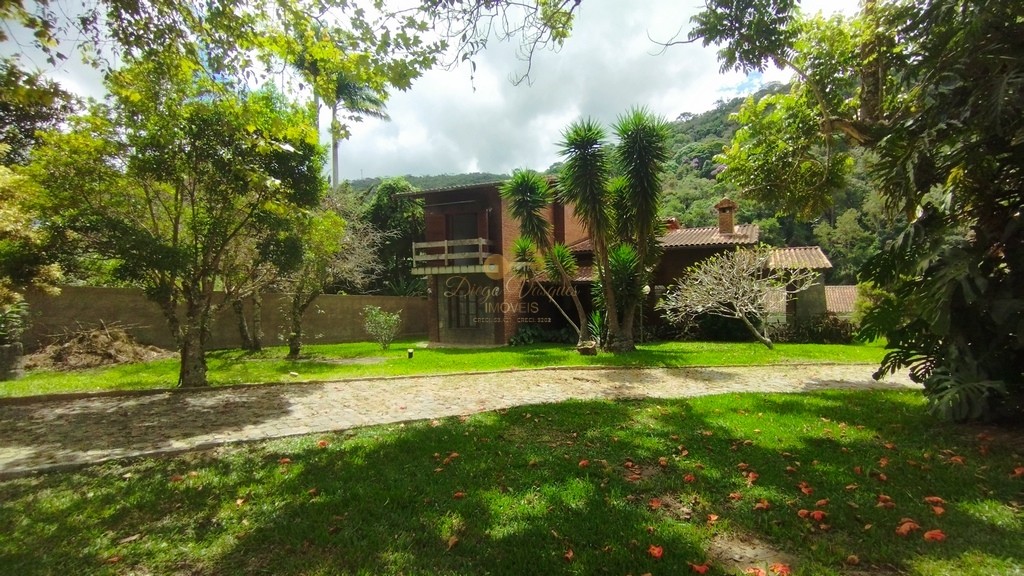Casa, 4 quartos, 1180 m² - Foto 2