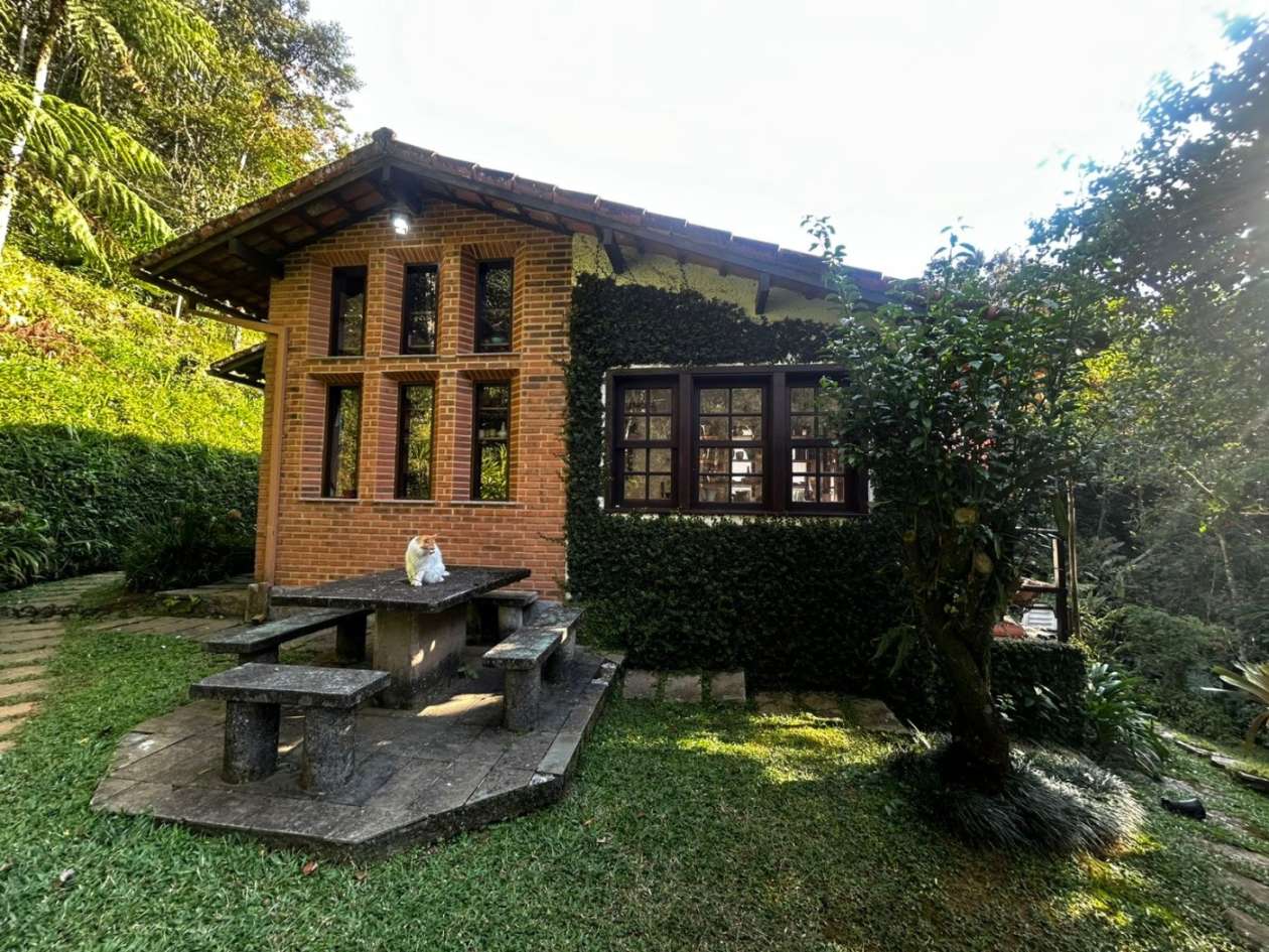 Casa, 3 quartos, 200 m² - Foto 1