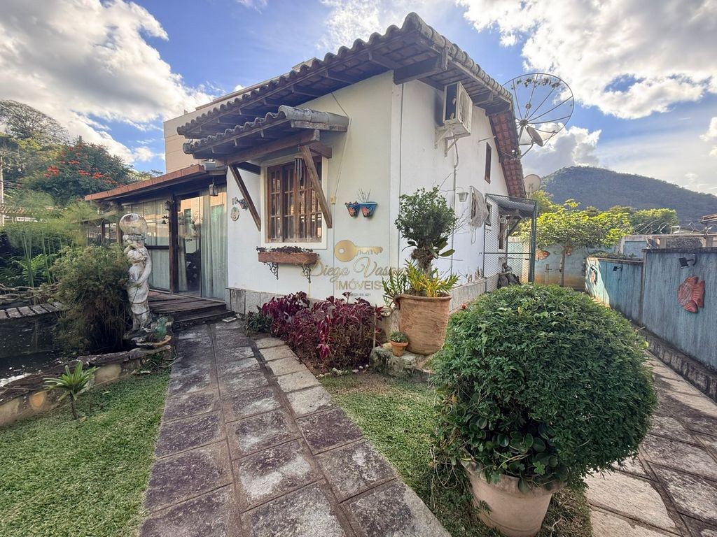 Casa de Condomínio, 4 quartos - Foto 1