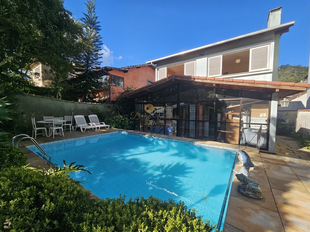 Casa, 3 quartos, 220 m² - Foto 2