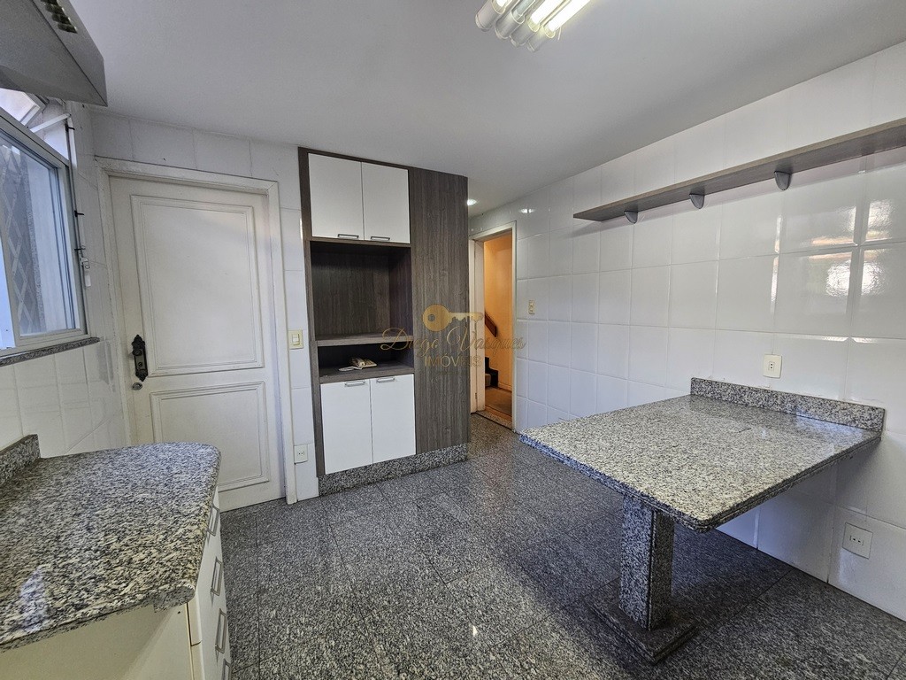 Casa, 3 quartos, 220 m² - Foto 13