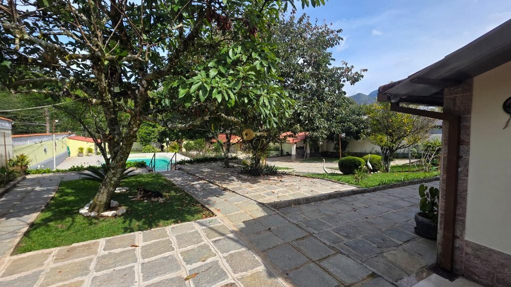 Casa, 4 quartos, 256 m² - Foto 38