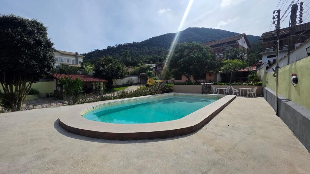 Casa, 4 quartos, 256 m² - Foto 3