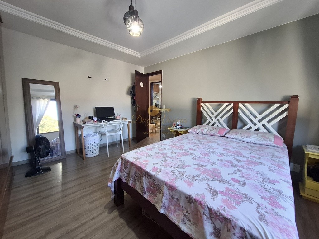 Casa, 3 quartos, 244 m² - Foto 13
