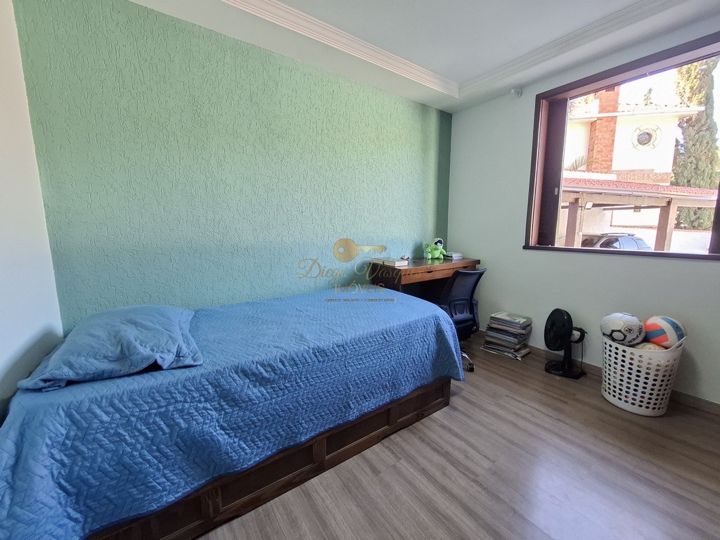 Casa, 3 quartos, 244 m² - Foto 15