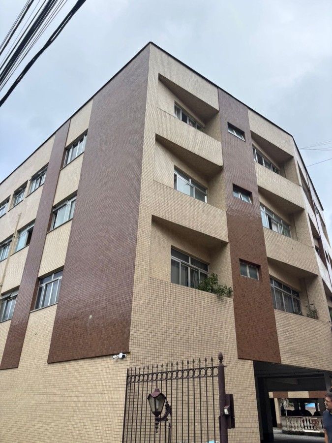 Apartamento à venda em Bingen, Petrópolis - RJ