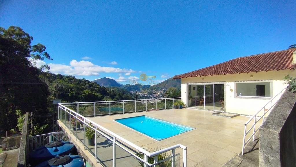 Casa à venda em Cascata dos Amores, Teresópolis - RJ