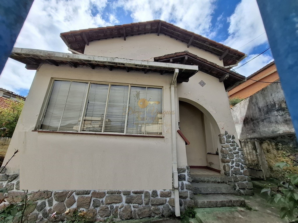 Casa à venda em Várzea, Teresópolis - RJ