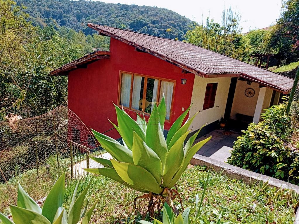 Casa à venda em Albuquerque, Teresópolis - RJ