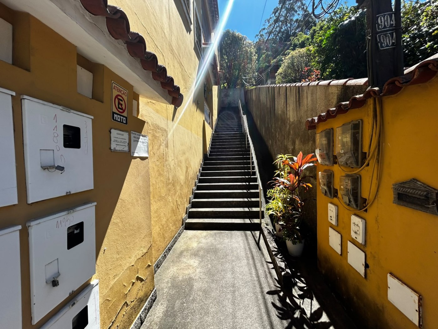 Apartamento à venda em Quarteirão Brasileiro, Petrópolis - RJ - Foto 2