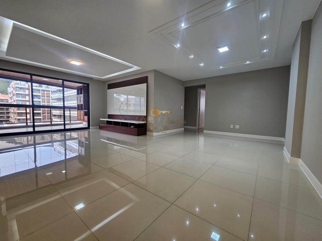 Apartamento à venda em Agriões, Teresópolis - RJ